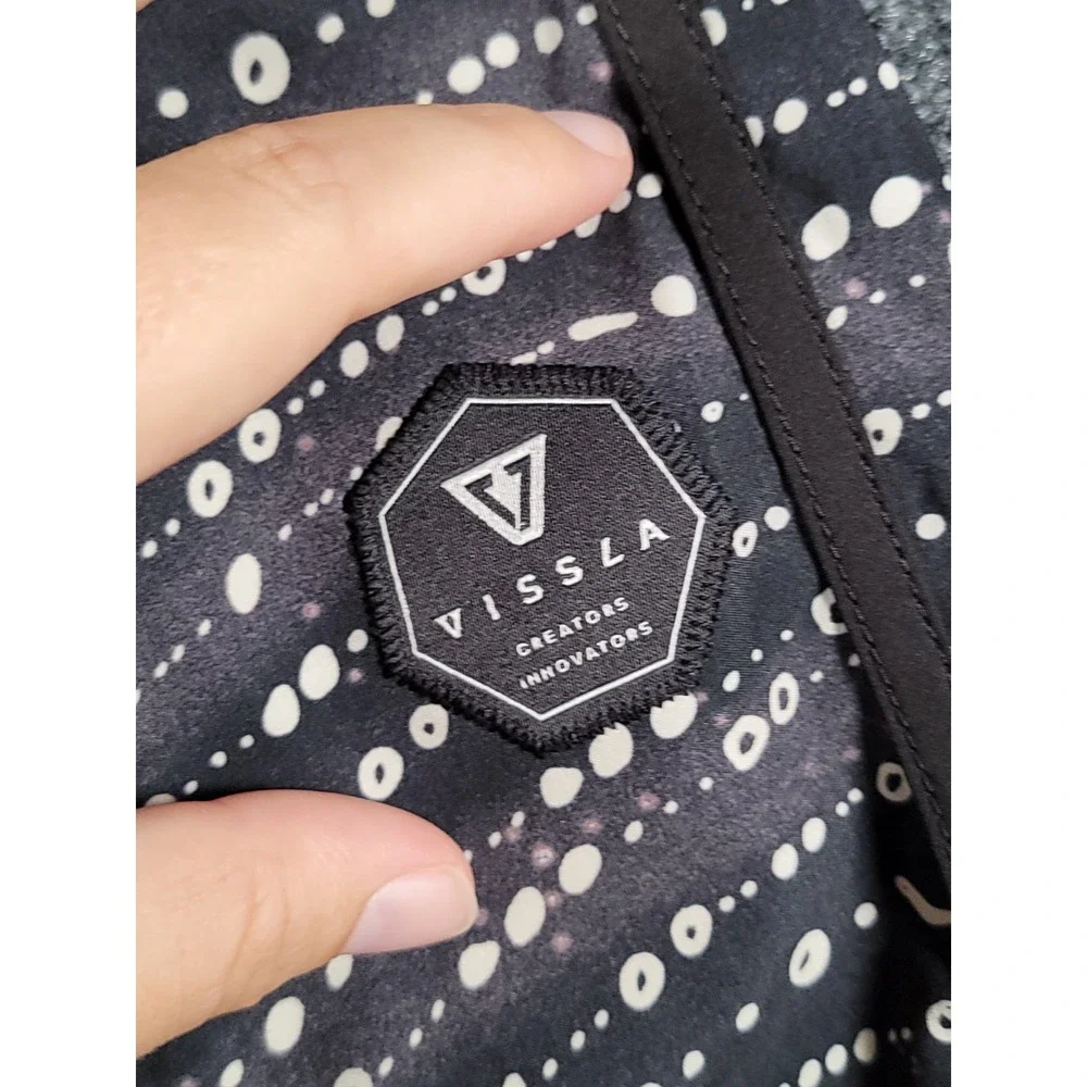 Vissla Board Shorts Mens 32 Black Upcycle Coconut Surf Swim Trunks 9